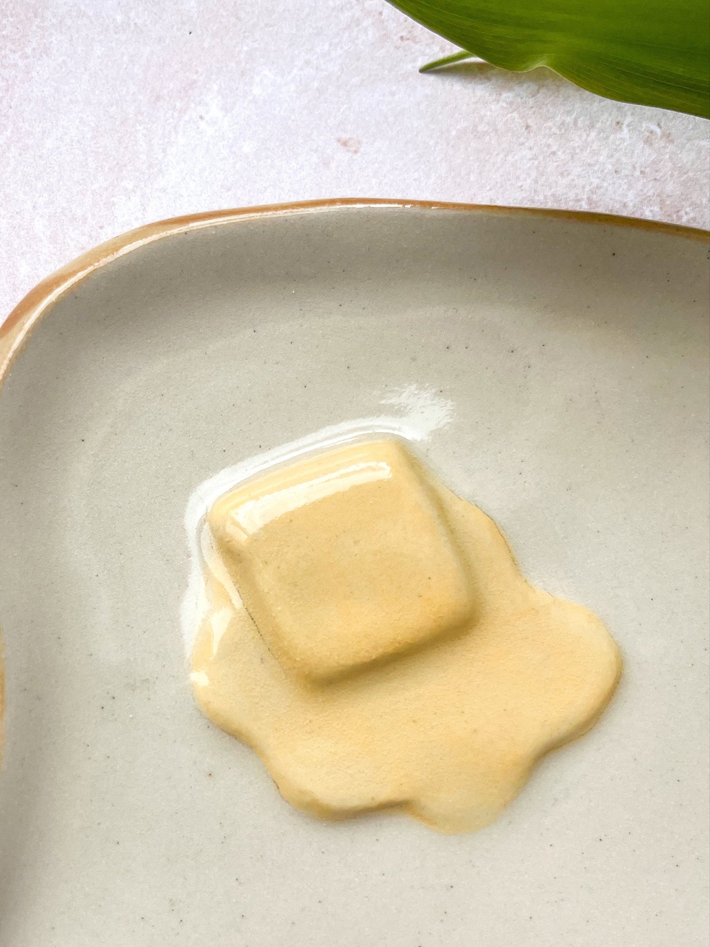 Assiette à tartine beurré🍞 (défaut 5)