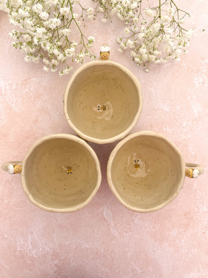 Tasse BZZBZZ (petit format)