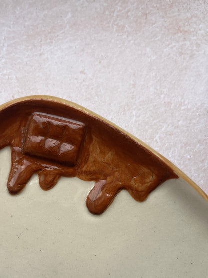 Assiette à tartine au chocolat (défaut 1)