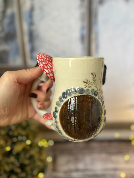 Mug Maison champignon fleuri 🍄 (petit défaut)